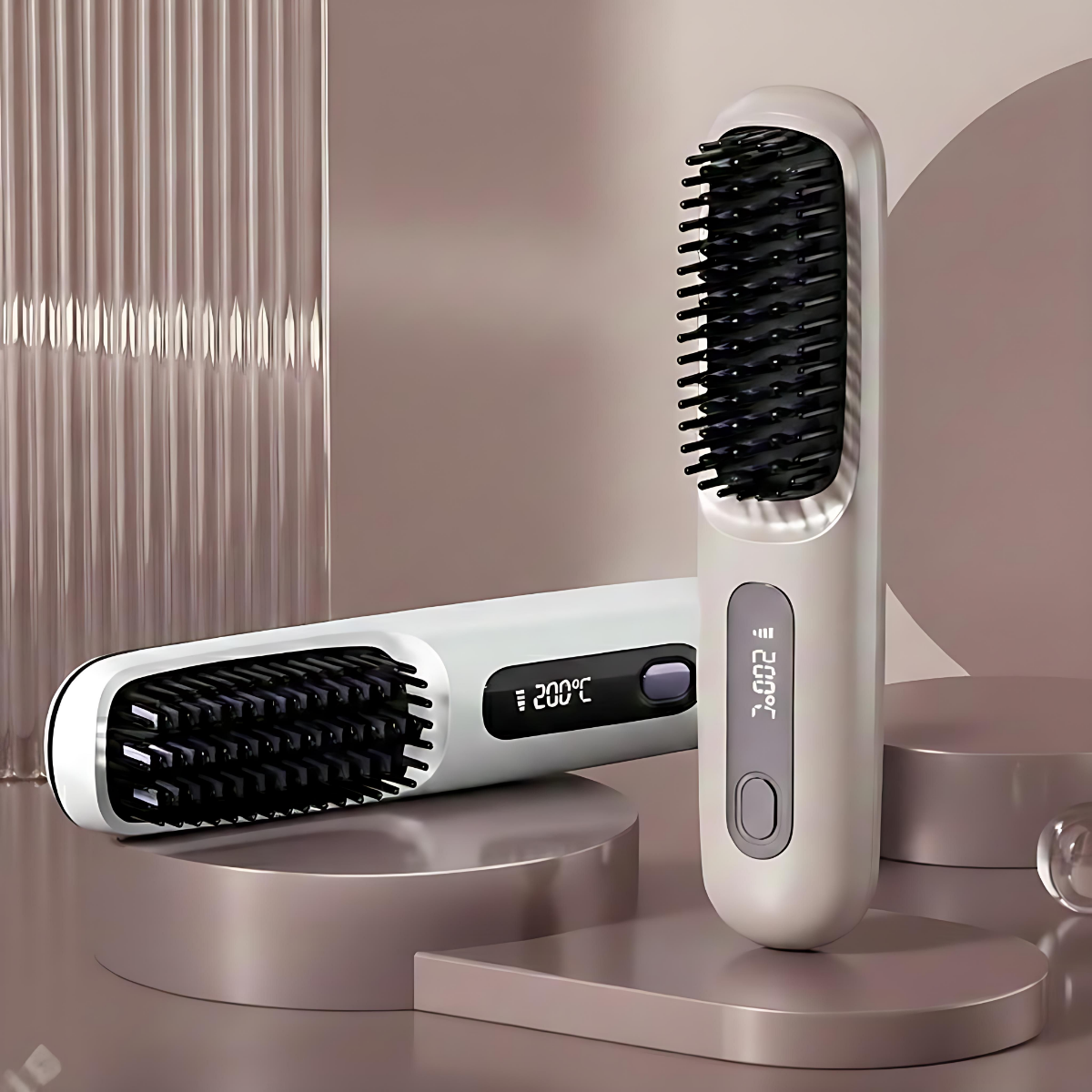 Sleeking Brush™ – Wireless Straightening Brush